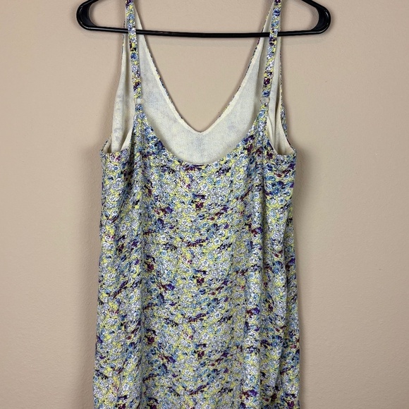 Cabi Yellow Scatter Floral Scribble Tank Cami Blouse; Lined; Size L - Picture 4 of 5